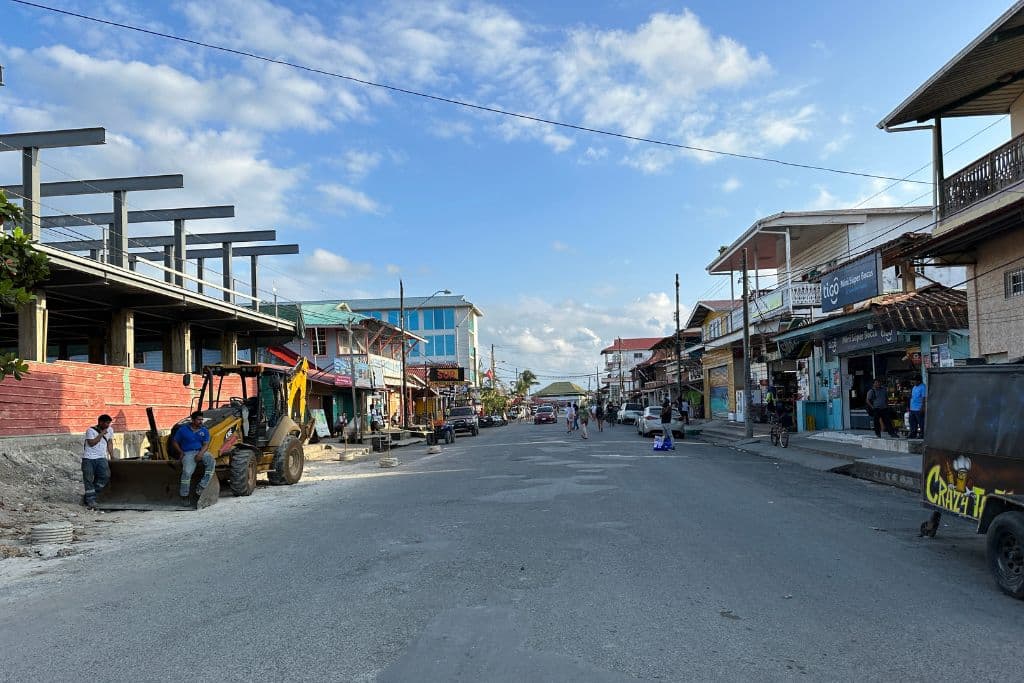 a wide open street on Bocas Del Toro with no traffic and no people